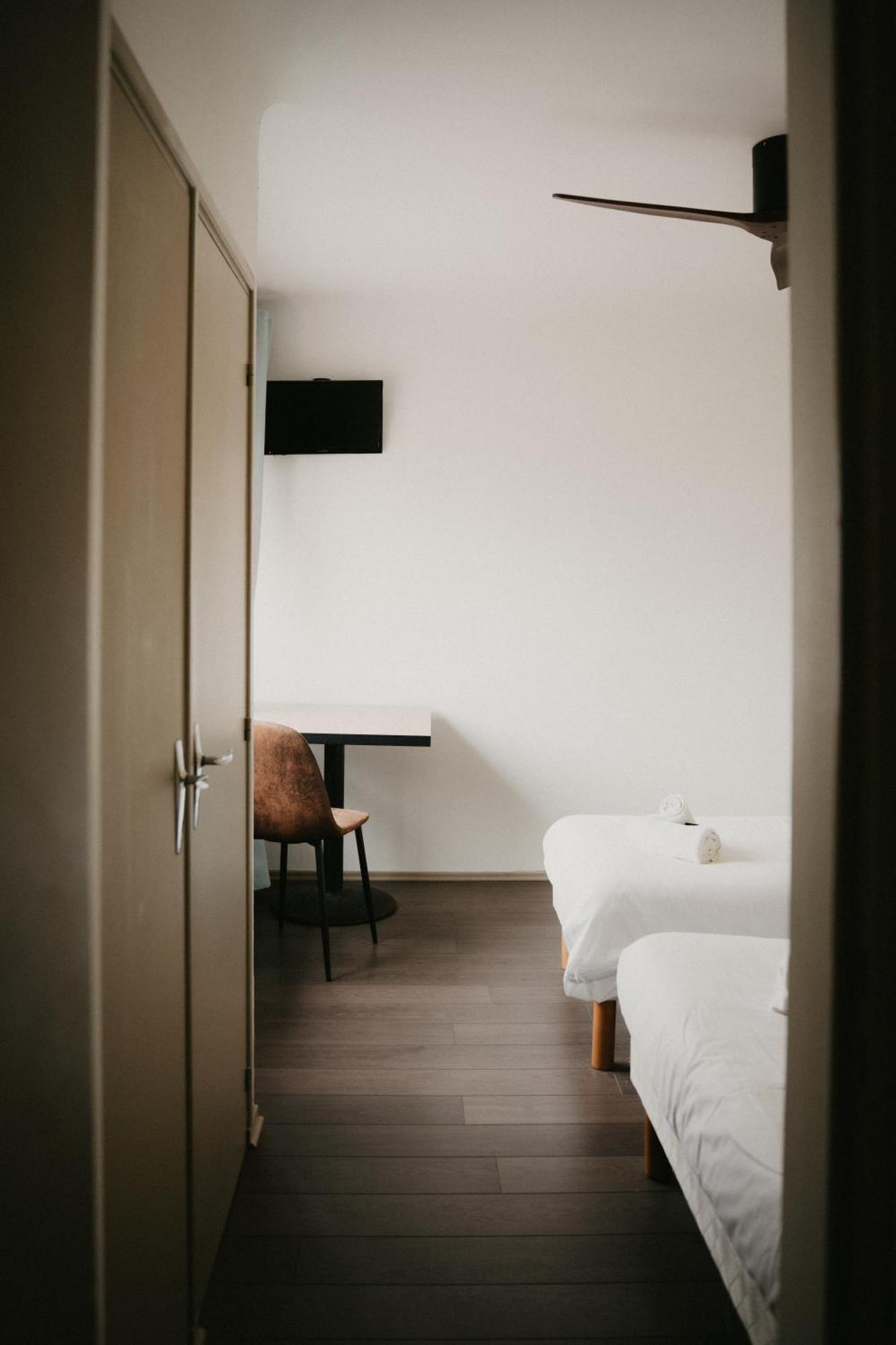 Hotel Fine Anglet Exteriör bild